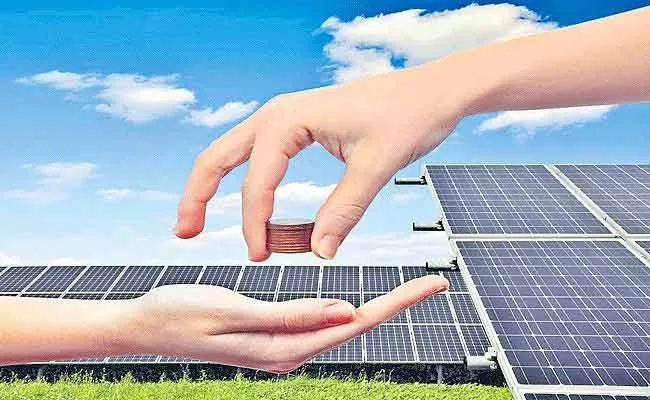Global solar sector sees 190 per cent jump in corporate funding - Sakshi