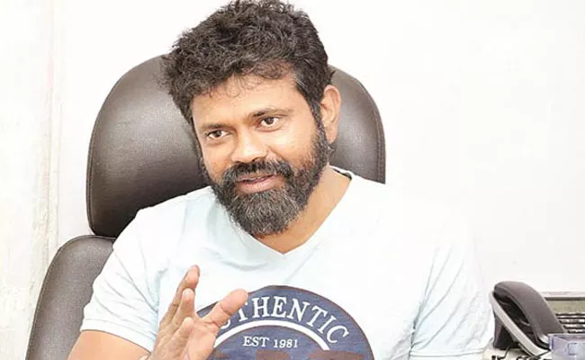 Sukumar Thought He Want To Direct Kondapolam Movie First - Sakshi