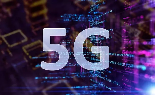 5G Spectrum Auction Likely in April May 2022: IT Minister - Sakshi