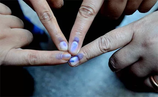 Ink mark to Little Finger In MPTC And ZPTC election In Andhra Pradesh - Sakshi