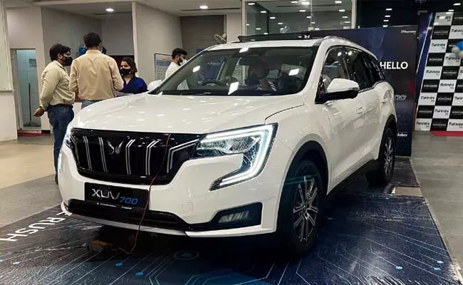 Mahindra SUV Production Drops 5 3 In November 2021 Month-On-Month - Sakshi