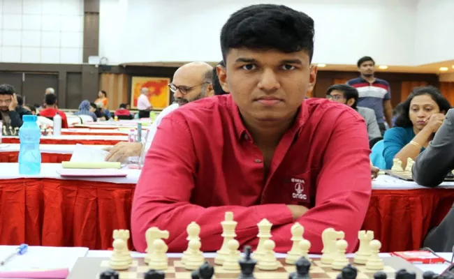 World Rapid Chess Championships 2021: Harsha Bharathakoti hat-trick victory  - Sakshi