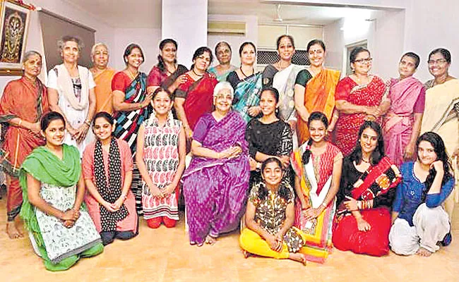 New play Mahalakshmi Ladies Drama Group and Bombay Gnanam - Sakshi