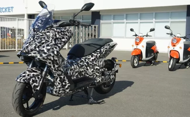 Yamaha E01 Electric Scooter Spotted On Test - Sakshi