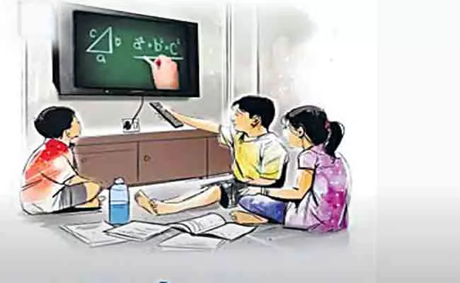 Online Classes For Students 8th To 10th Class Telangana - Sakshi