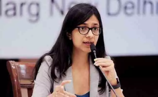 DCW Chief Swati Maliwal Comments Over Increase In Raise Marriage Age Of Women - Sakshi