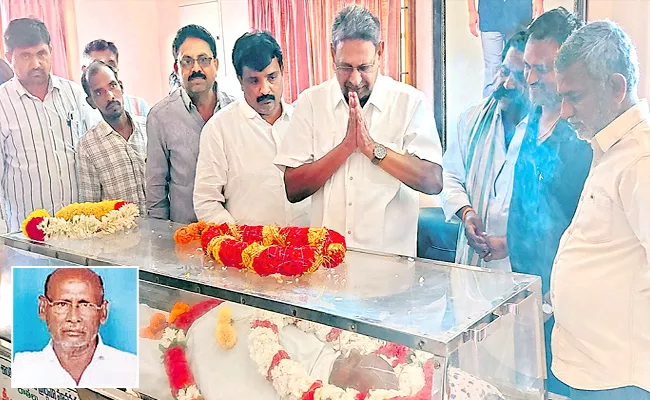 CM YS Jagan PA Ravi Sekhar father Passed Away - Sakshi