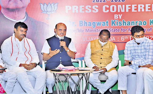 Bhagwat Kishanrao Karad says Nationwide discussions on Union Budget - Sakshi