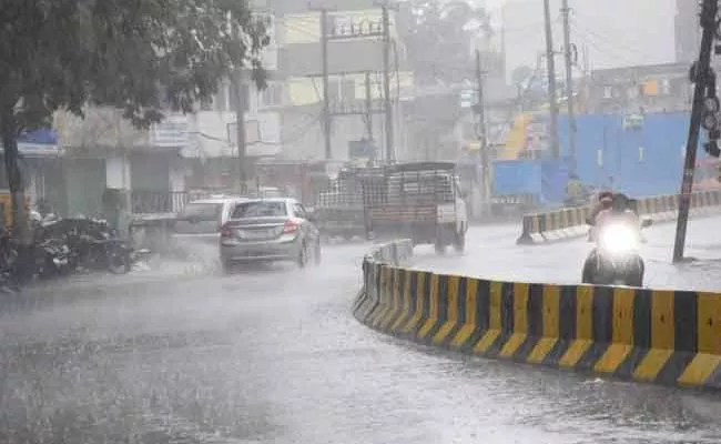 Heavy Rain Forecast For Hyderabad In Another Hour - Sakshi
