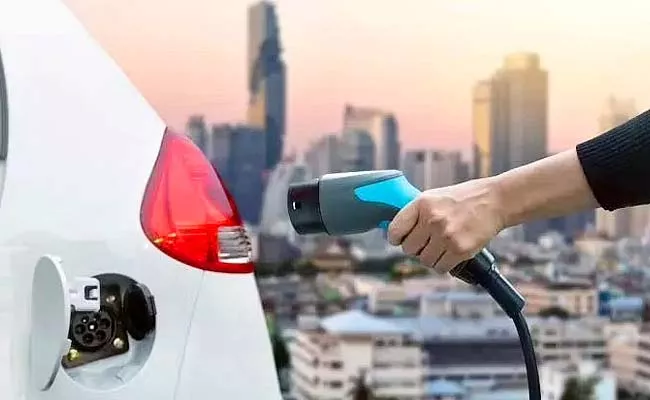 Electric Vehicles Charging Now possible to charge like mobiles here details - Sakshi