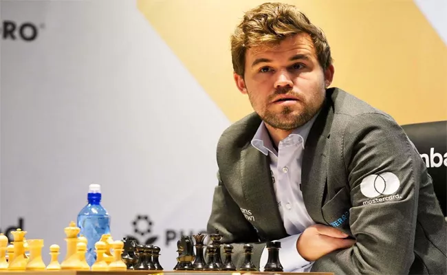 Magnus Carlsen To Give Up World Championship Title - Sakshi
