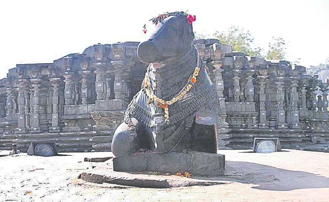 Kakatiya Vaibhava Sapthaham 2022: Trikutalayam Temples in Telangana - Sakshi