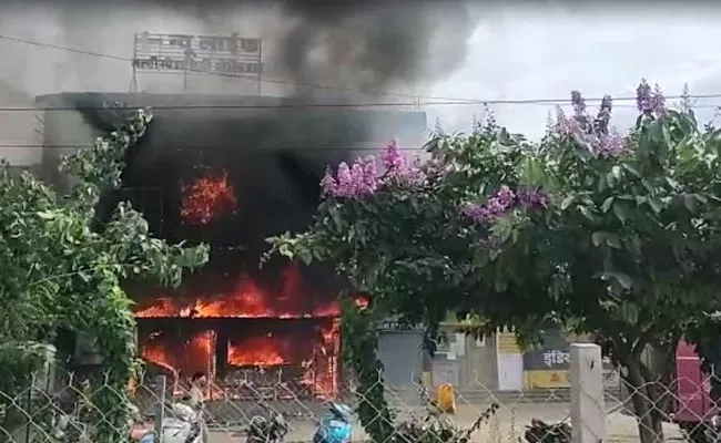 Massive Fire At A Private Hospital In Madhya Pradesh Jabalpur - Sakshi