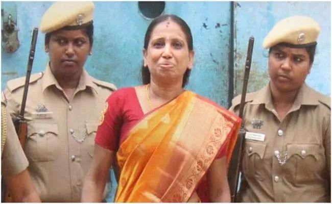 Rajiv Gandhi Assassination Case: Nalini Moved SC For Release - Sakshi