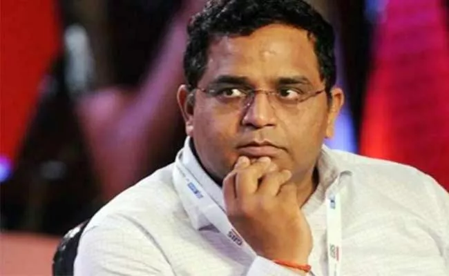Paytm Ceo: Iias Opposes Reappointment Of Vijay Sekhar Sharma - Sakshi