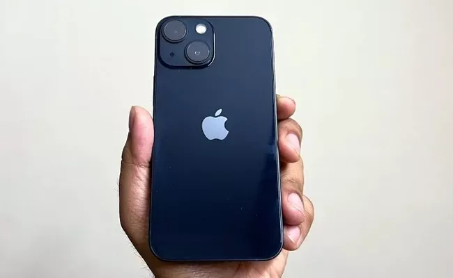 Apple Planning To Manufacture Iphone 14 Locally In India - Sakshi