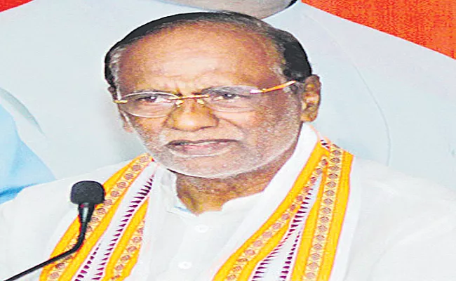 BJP MP K Laxman Slams Telangana Government - Sakshi