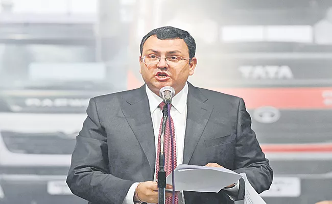Cyrus Mistry fighting for dignity - Sakshi