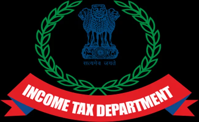 Income Tax Department Raids Two Garment Shops And Mobile Phone Sales Companies - Sakshi