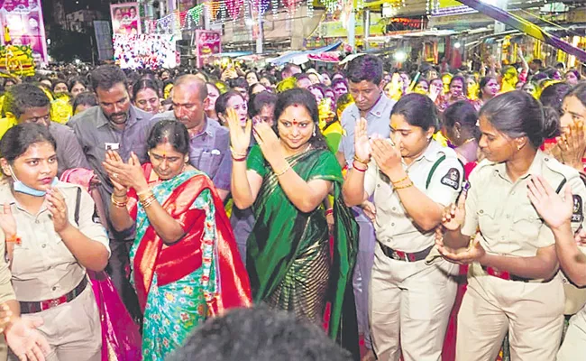 Grand Batukamma Celebrations Across Telangana - Sakshi