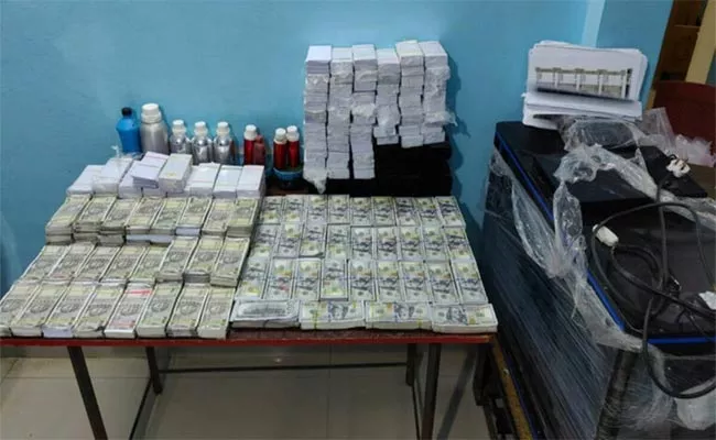 Bengaluru police seize fake currency notes - Sakshi