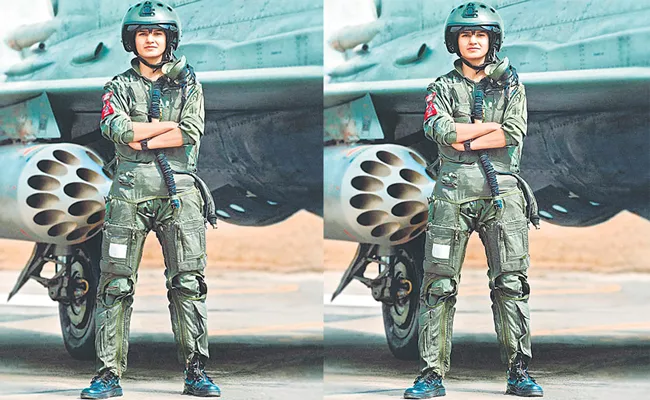 Avani Chaturvedi to be first IAF woman fighter pilot to participate in aerial war games abroad - Sakshi