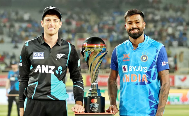 No Place-Prithvi Shaw Eleven Team India Vs NZ 1st T20 Match Ranchi - Sakshi