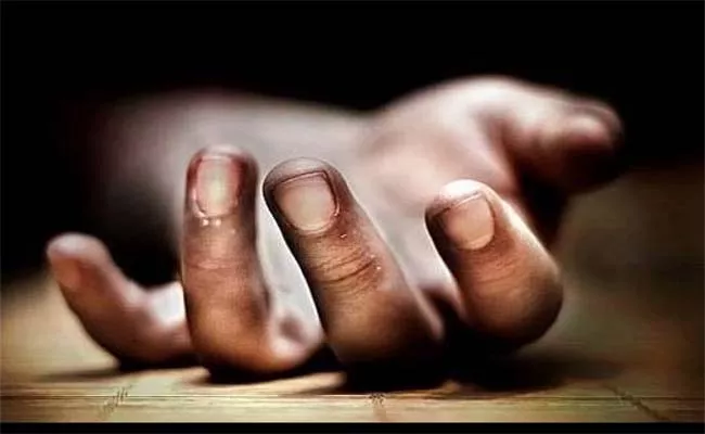IT Officer Commits Suicide In Bangalore - Sakshi