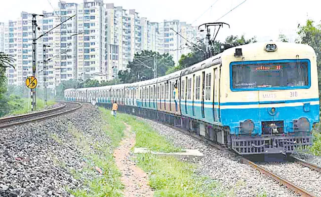 Medchal Umdanagar MMTS Rail 10 Level Crossings - Sakshi