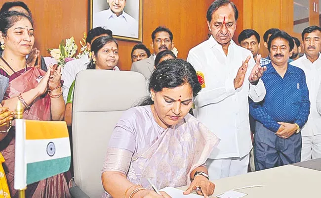 CM KCR continued the tradition of lucky number - Sakshi