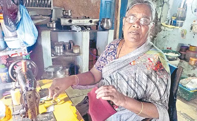 Inspirational story of 70 years old Lachumamma - Sakshi