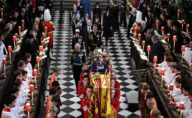 London: Queen Elizabeth 2 Funeral Cost 200 Million Dollars - Sakshi