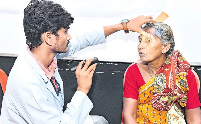 Complete free eye surgeries for elders - Sakshi