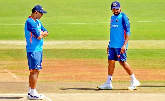 Pitches For India ODI-World-Cup Games Five-Different Tracks-For-5-Teams - Sakshi