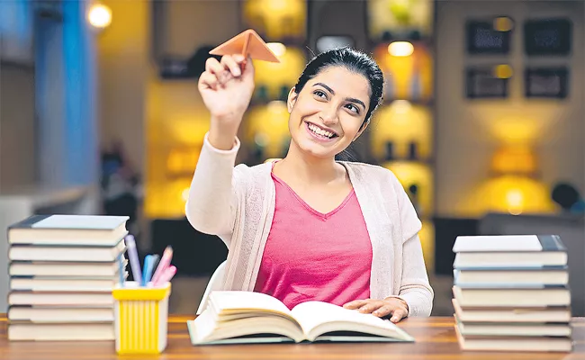 Why Indian Students Prefer To Study Abroad For Higher Education - Sakshi