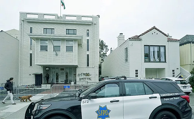 Indian Consulate in San Francisco Set On Fire - Sakshi