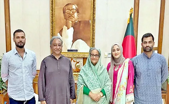 Tamim Iqbal Reverses Retirement Decision After Meeting Bangladesh PM - Sakshi