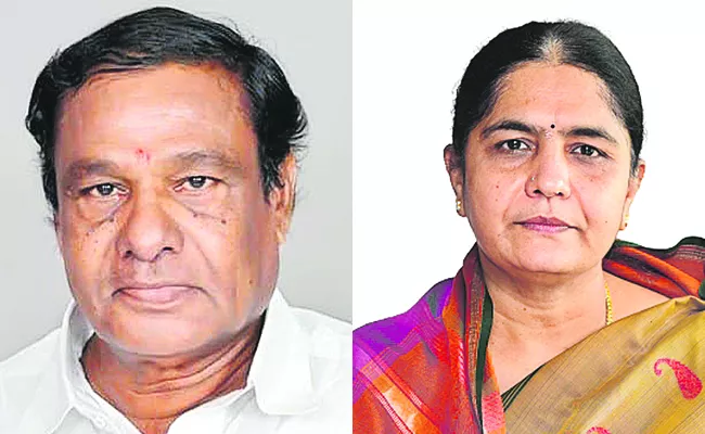 Ticket Fight between MLA Chilumula Madan Reddy and Sunitha Lakshma Reddy in Narsapur Constituency - Sakshi