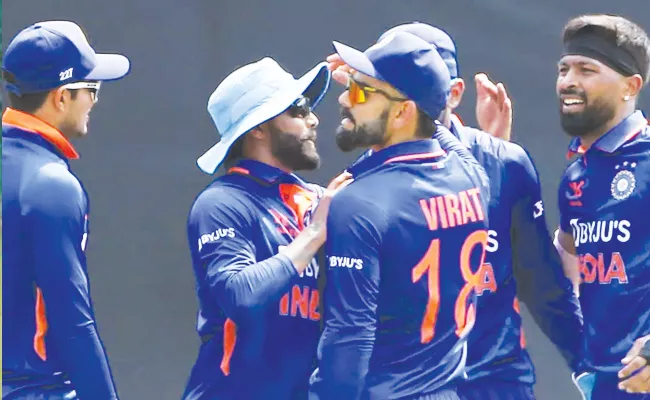 Certain Disadvantages Of Home Ground: Wasim Akram Warns Team India WC 2023 - Sakshi