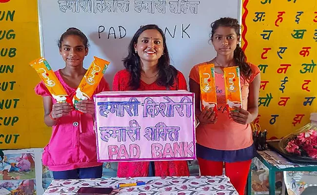 Primary teacher sets up pad bank at Bareilly school, spreads awareness of menstrual hygiene - Sakshi