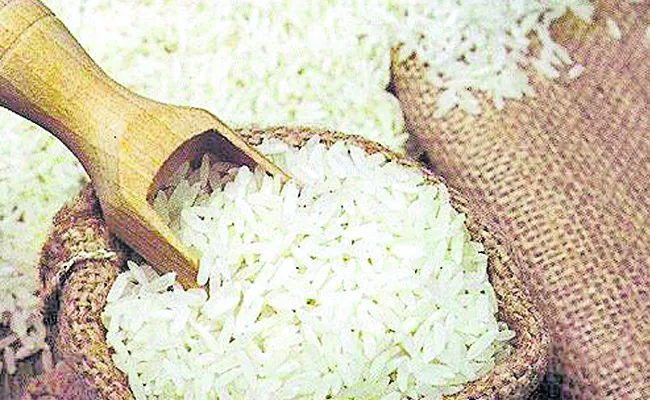FCI asks its Telangana officials not to accept rice after Sept 30 deadline - Sakshi