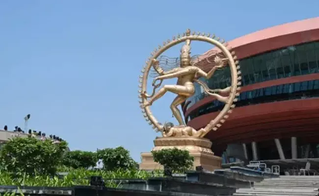 All you need to know about 27 feet statue installed at Bharat Mandapam venue - Sakshi