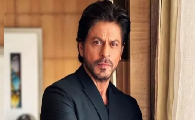 Shah Rukh Khan Gets Y plus Security Following Several Death Threats  - Sakshi