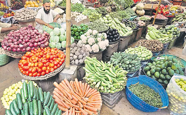 India retail inflation eases to four-month low of 4. 87percent in October - Sakshi