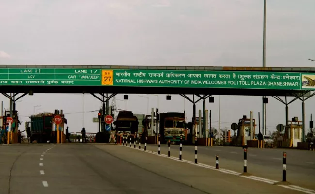 GPS Based Toll Collection System to Replace Toll Plazasin India by March 2023 - Sakshi