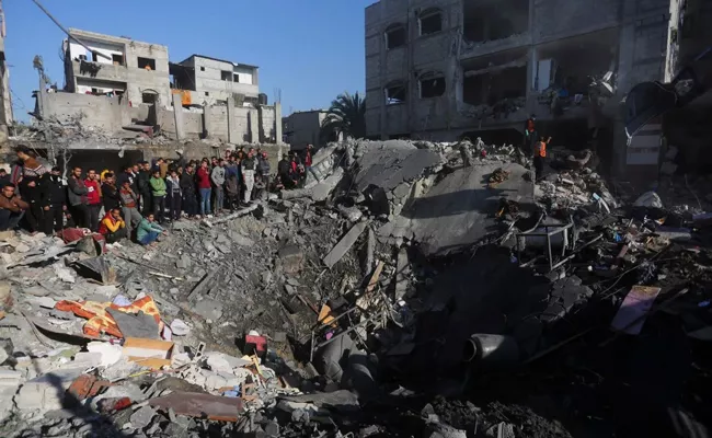 Israel-Hamas war: 76 members of one family killed as Israel expands - Sakshi