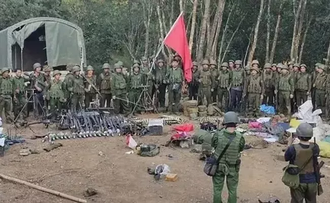Myanmar Soldiers Flee To Mizoram Over Rebel Forces Overrun Camps - Sakshi
