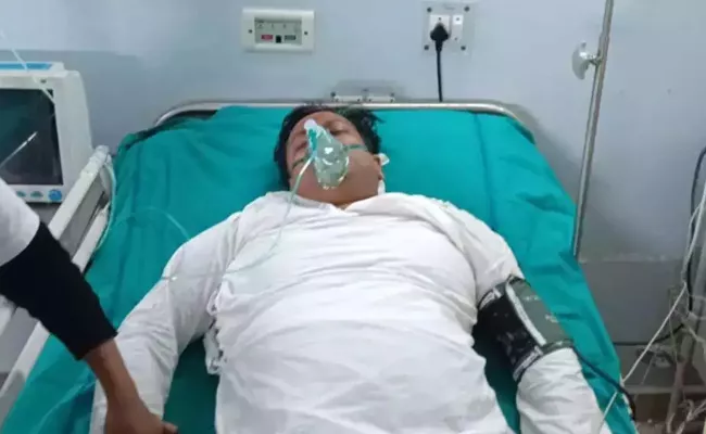 BJP chief Sukanta Majumdar Injured Clash With Cops Bengal - Sakshi