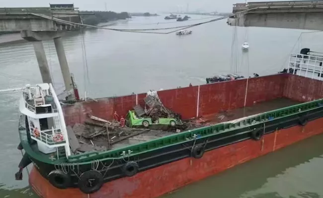 Cargo Ship Hits Bridge In Southern China - Sakshi