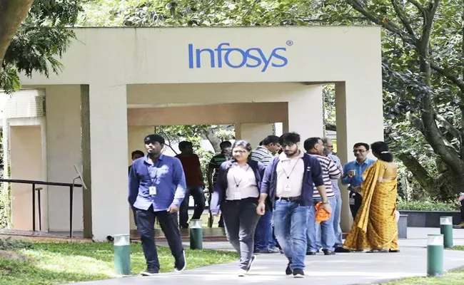 Infosys work from office mandate rolls out In Person Collab Weeks - Sakshi